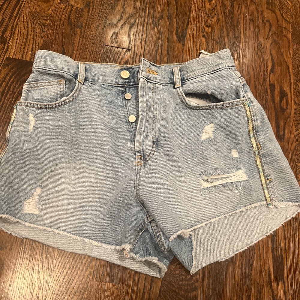 Zara jean shorts like new !